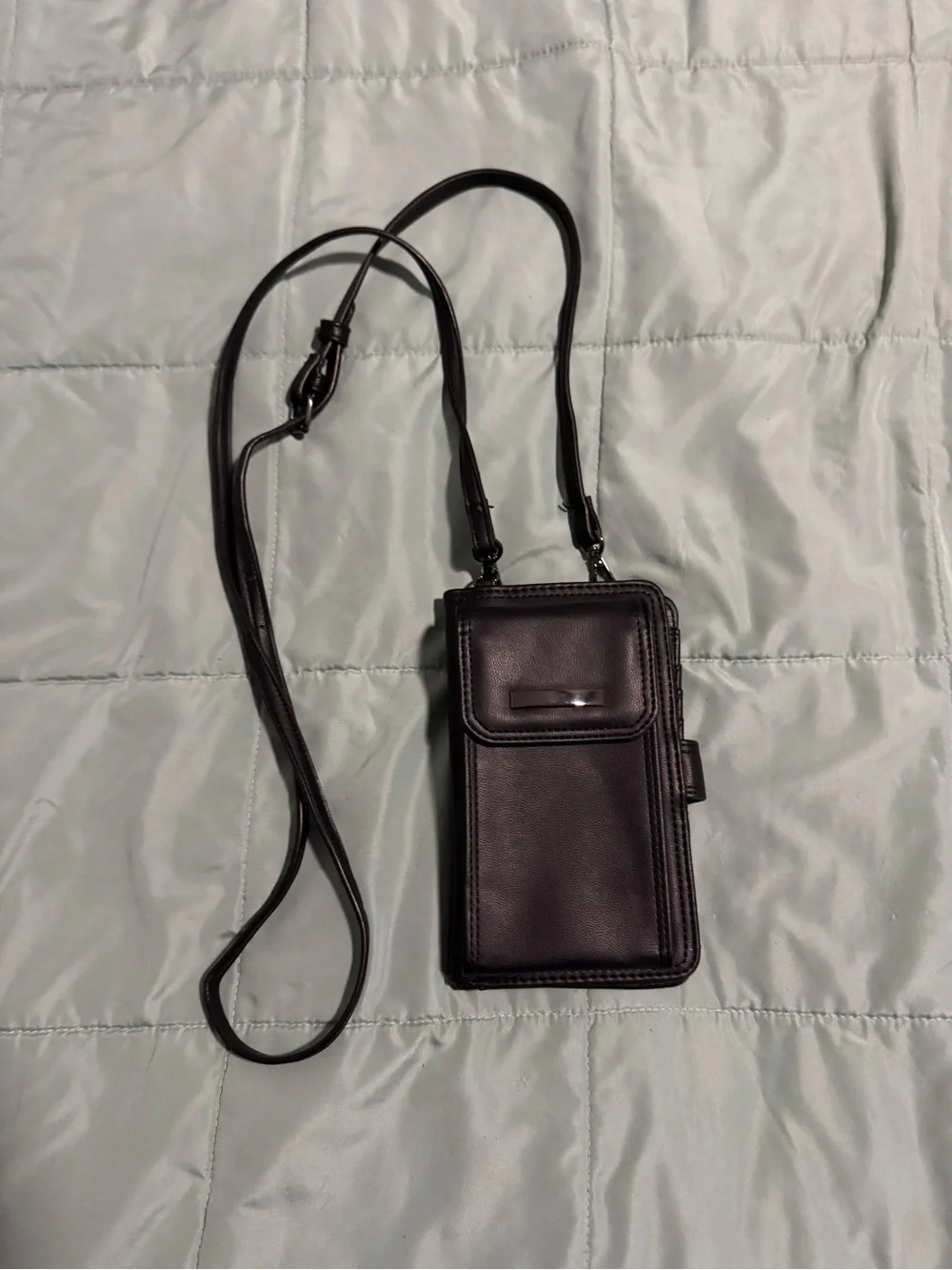 Black Crossbody Phone Wallet Slim Hands-Free Carry